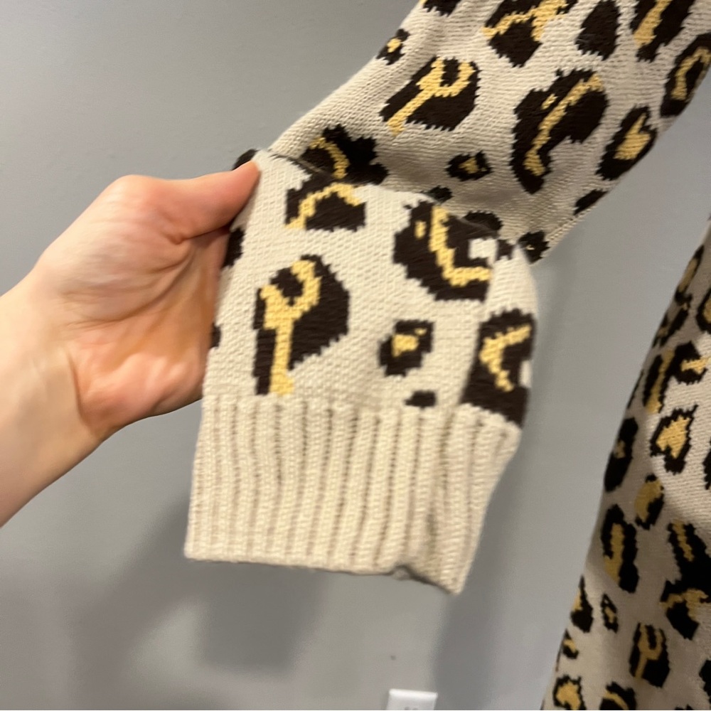 Leopard Print Open Front Cardigan‎ Sweater - Picture 4 of 12